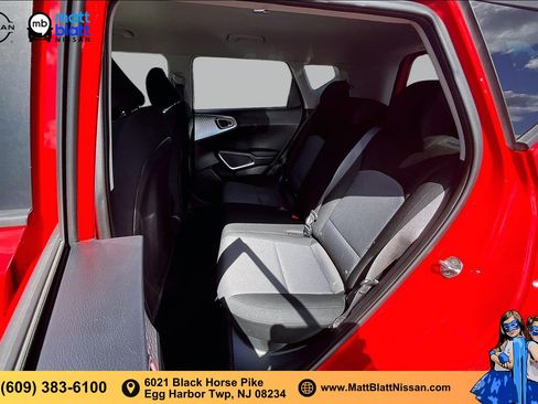 Used 2023 Kia Soul LX w/ LX Technology Package FWD image 24