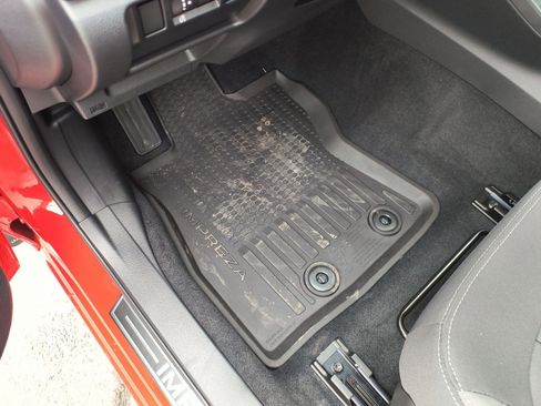 Certified 2025 Subaru Impreza 2.0i image 31