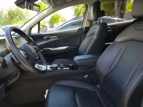 Used 2023 Kia Sportage EX AWD/4WD image 19