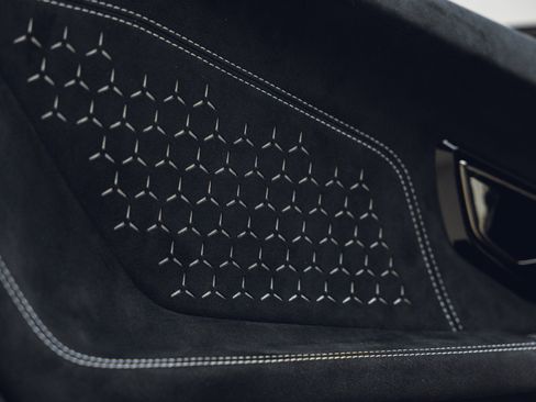 Used 2019 Lamborghini Huracan Performante AWD/4WD image 42