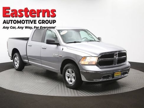 Used 2019 RAM 1500 Classic SLT AWD/4WD image 48