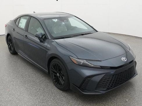 New 2026 Toyota Camry SE FWD image 13