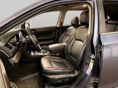 Used 2018 Subaru Outback 2.5i Limited AWD/4WD image 25