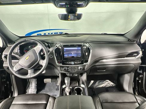 Certified 2023 Chevrolet Traverse LT w/ LT Premium Package AWD/4WD image 22