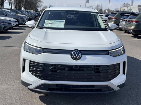 New 2026 Volkswagen Tiguan S image 2