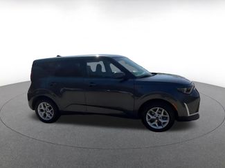 Used 2025 Kia Soul LX w/ LX Technology Package video 2