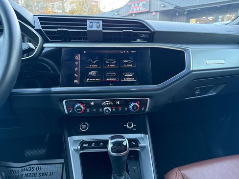 Used 2022 Audi Q3 2.0T Premium w/ Convenience Package image 37