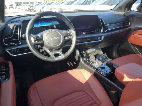 Used 2024 Kia Sportage SX image 13