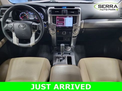 Used 2020 Toyota 4Runner SR5 Premium w/ Moonroof Package AWD/4WD image 18