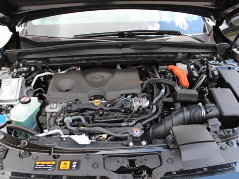 Used 2025 MAZDA CX-50 AWD 2.5 Hybrid w/ Premium Pkg image 24