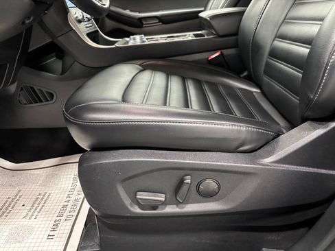 Used 2024 Ford Edge SEL AWD/4WD image 12