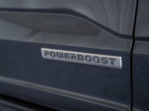 Certified 2023 Ford F150 Platinum w/ Equipment Group 701A High image 23