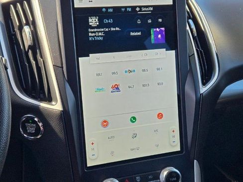 Certified 2024 Ford Edge SE w/ Black Appearance Package AWD/4WD image 26