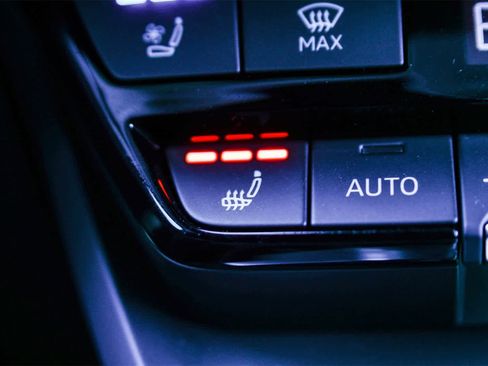 Used 2024 Audi RS e-tron GT w/ Carbon Performance Package image 26