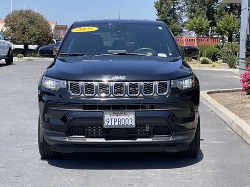 Used 2025 Jeep Compass Sport AWD/4WD image 4