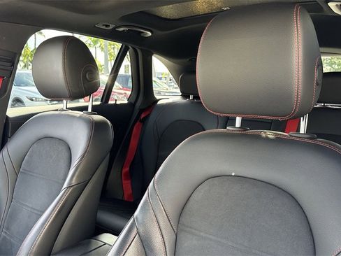 Used 2022 Mercedes-Benz GLC 43 AMG 4MATIC image 43