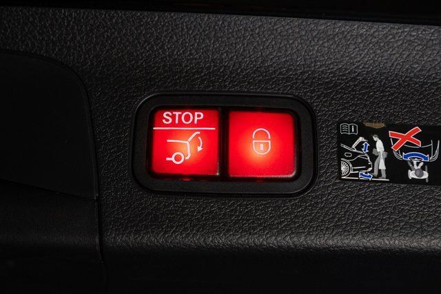 Certified 2026 Mercedes-Benz GLS 450 4MATIC image 39