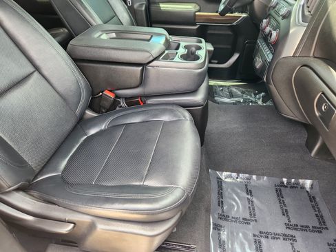 Used 2022 Chevrolet Silverado 1500 LT w/ Bed Protection Package RWD image 15