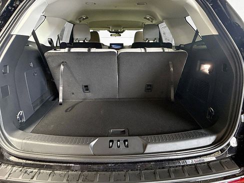 New 2026 Ford Explorer Active AWD/4WD image 26