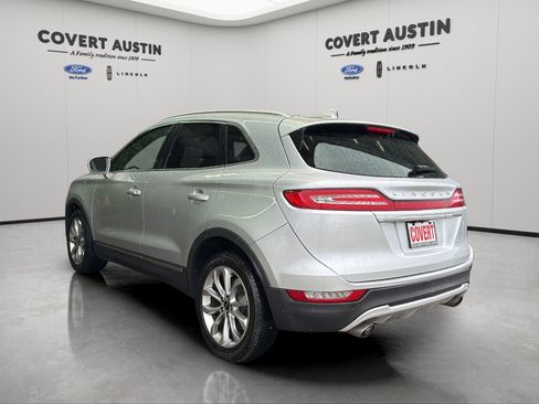 Used 2019 Lincoln MKC Select w/ Select Plus Package FWD image 3