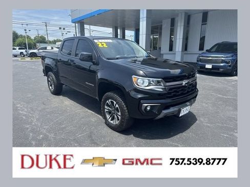 Used 2022 Chevrolet Colorado Z71 AWD/4WD image 1