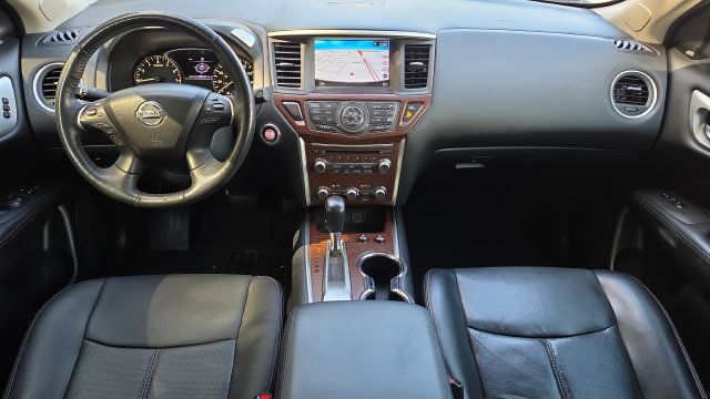 Used 2018 Nissan Pathfinder Platinum FWD image 7
