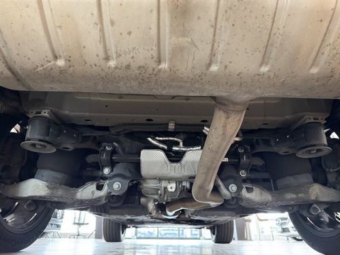 Used 2023 Land Rover Defender 130 X image 49