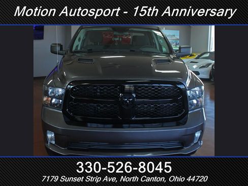 Used 2019 RAM 1500 Express w/ Wheel & Sound Group AWD/4WD image 4