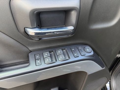 Used 2019 Chevrolet Silverado 1500 LT w/ All Star Edition image 7