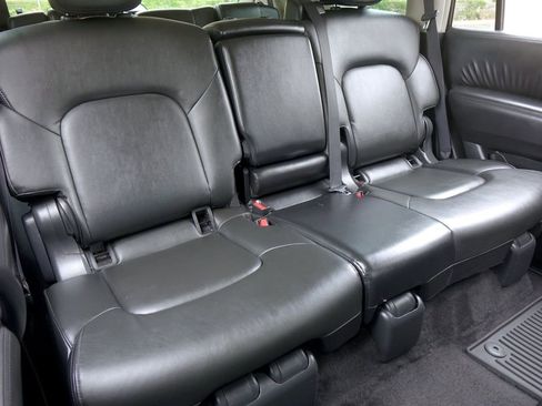 Used 2021 Nissan Armada SV RWD image 10