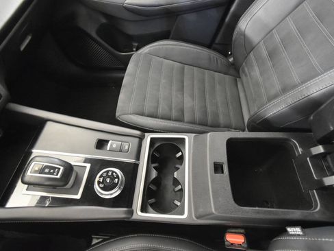 Used 2023 Mitsubishi Outlander SE AWD/4WD image 21