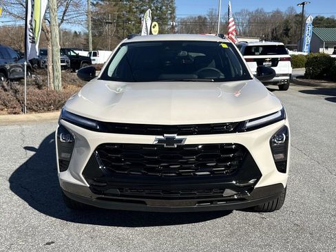 New 2026 Chevrolet Trax ACTIV w/ Driver Confidence Package image 3