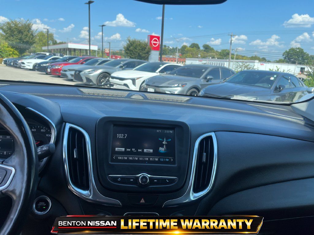 Used 2018 Chevrolet Equinox LT FWD image 17