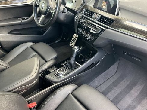 Used 2019 BMW X1 sDrive28i w/ M Sport Package FWD image 17