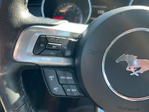 Certified 2021 Ford Mustang Coupe image 15