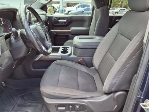 Certified 2021 Chevrolet Silverado 1500 RST image 12