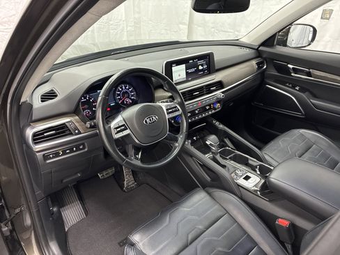Certified 2021 Kia Telluride SX w/ SX Prestige Package AWD/4WD image 13