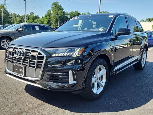 Used 2023 Audi Q7 2.0T Premium Plus w/ Premium Plus Package AWD/4WD image 9