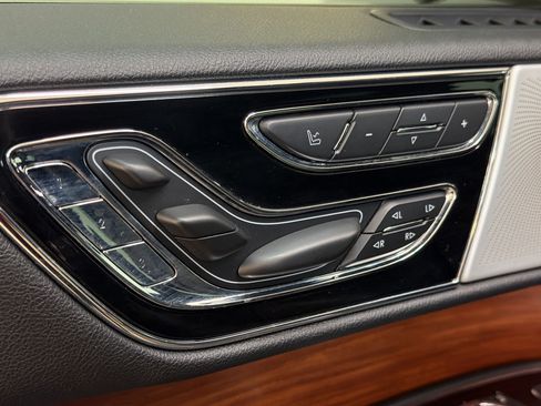 Used 2019 Lincoln Navigator Reserve w/ Cargo Package AWD/4WD image 27