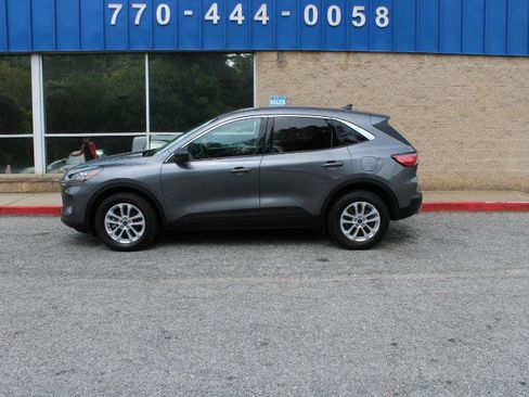 Used 2022 Ford Escape SE image 28