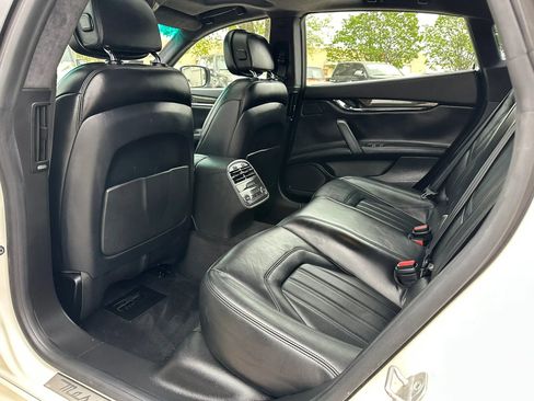 Used 2014 Maserati Quattroporte GTS image 17