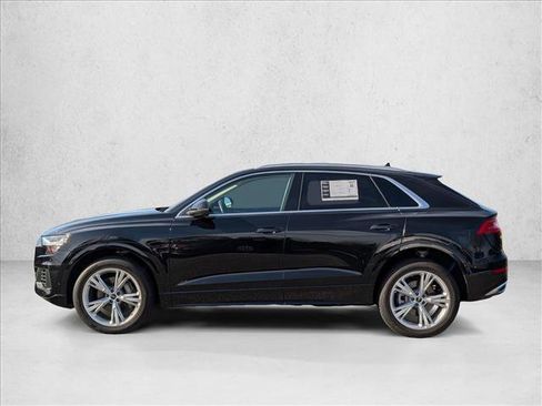 Used 2023 Audi Q8 Premium w/ Convenience Package image 9