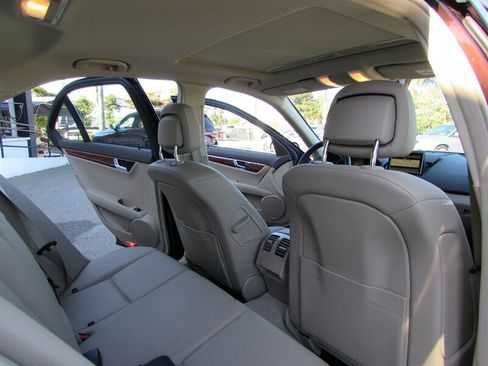 Used 2011 Mercedes-Benz C 300 Sedan image 26