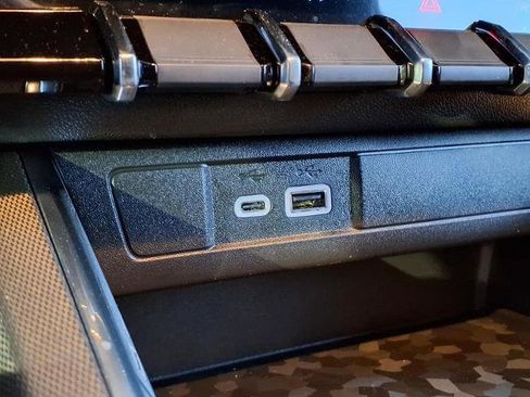 New 2026 GMC Canyon Elevation w/ Convenience Package image 8