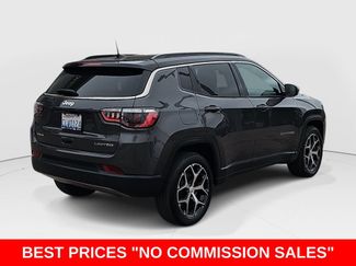 Used 2024 Jeep Compass Limited AWD/4WD video 3
