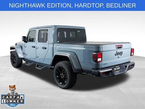Used 2025 Jeep Gladiator Sport AWD/4WD image 5