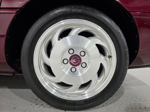 Used 1993 Chevrolet Corvette Coupe image 5