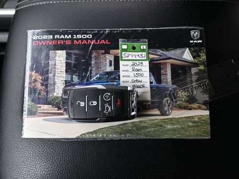 Used 2023 RAM 1500 Laramie AWD/4WD image 20