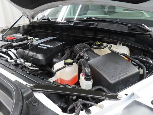 Used 2023 GMC Sierra 1500 SLT w/ SLT Convenience Package image 30