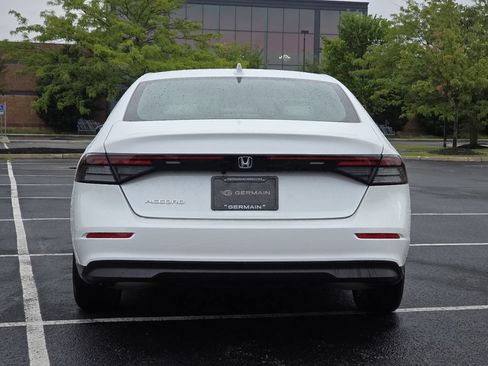 Certified 2025 Honda Accord LX image 17
